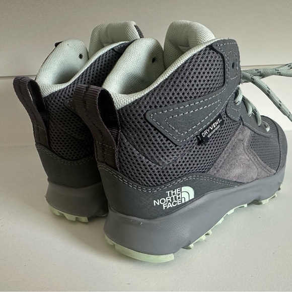 THE NORTH FACE JR HEDGEHOG HIKER BOOTS 🥾 size 1 - Picture 3 of 9